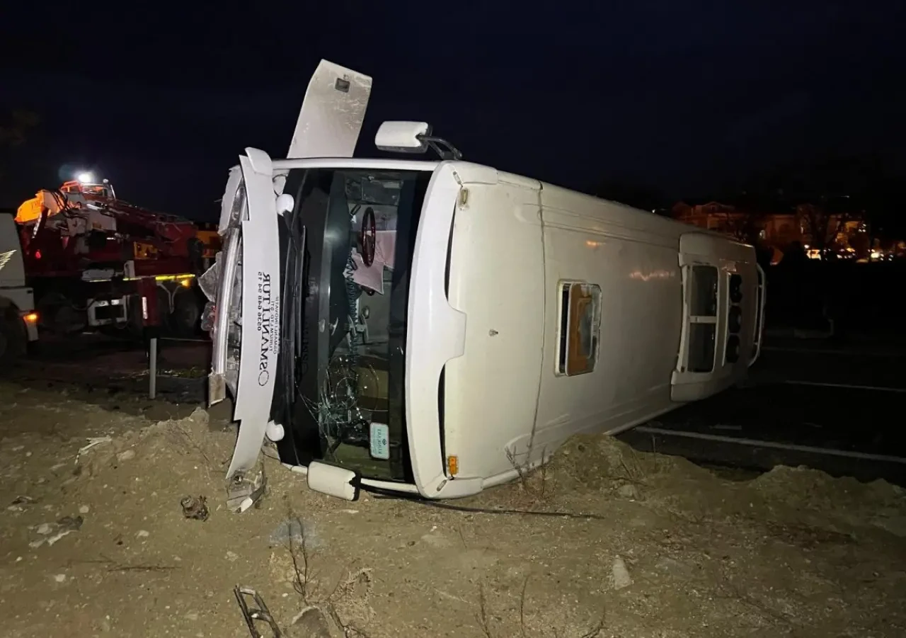 Nevşehir’de Üniversite Servisi Kaza Yaptı: 29 Yaralı