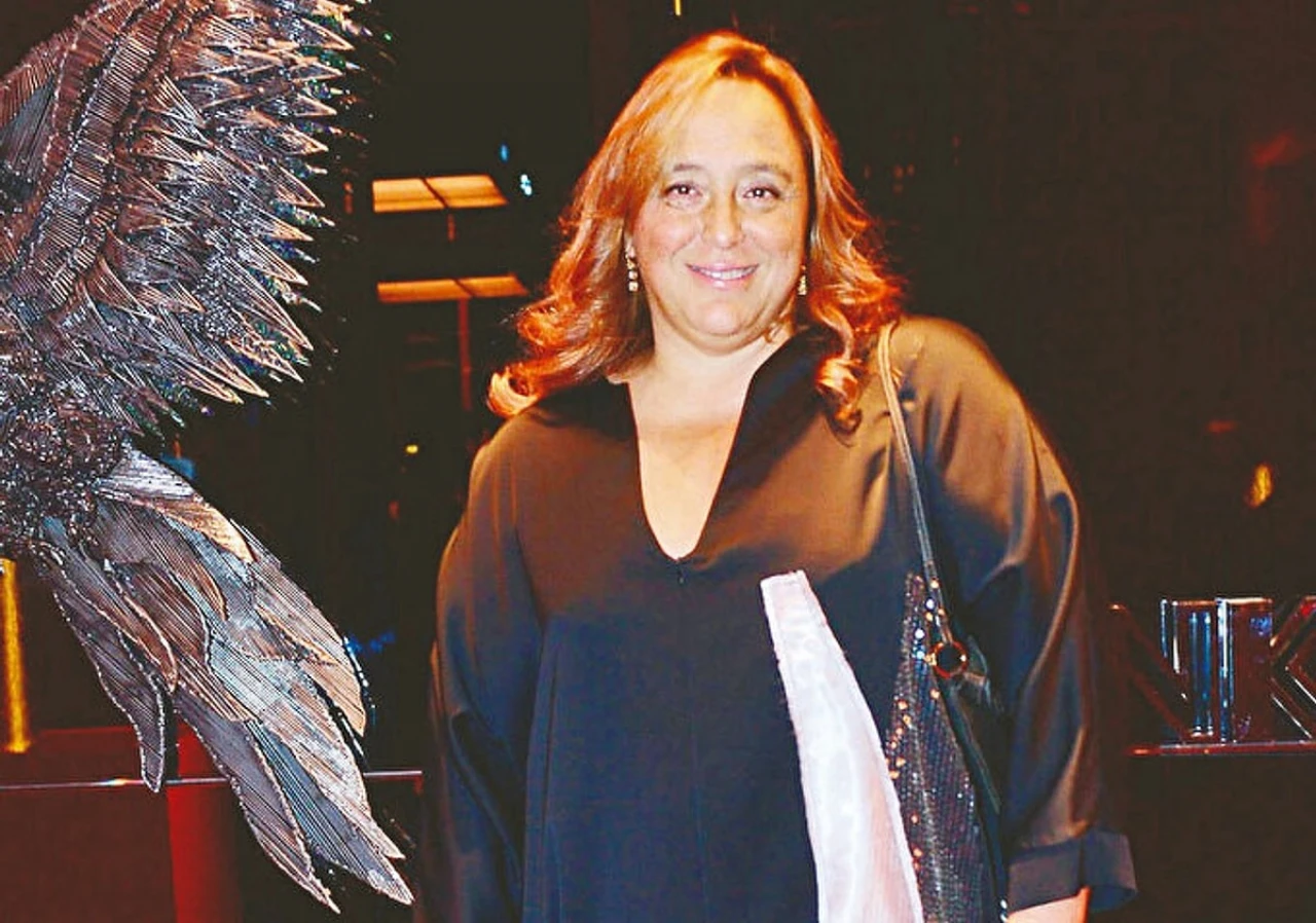 Ayşe Barım'a yurt dışı yasağı
