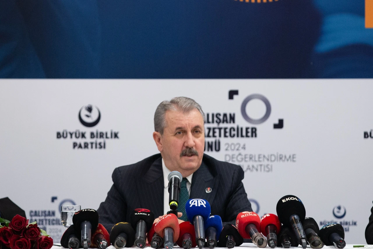 Elinde silah olanla konuşamazsın!