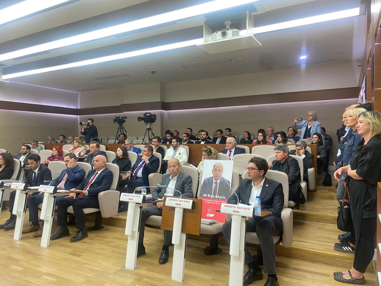 Bakırköy belediye meclisi yine gergin!