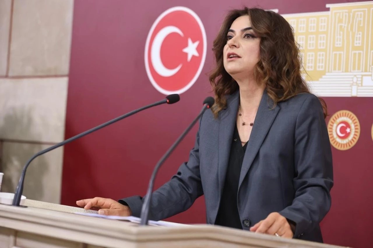"Tezkerelere hayır oyu vereceğiz!"