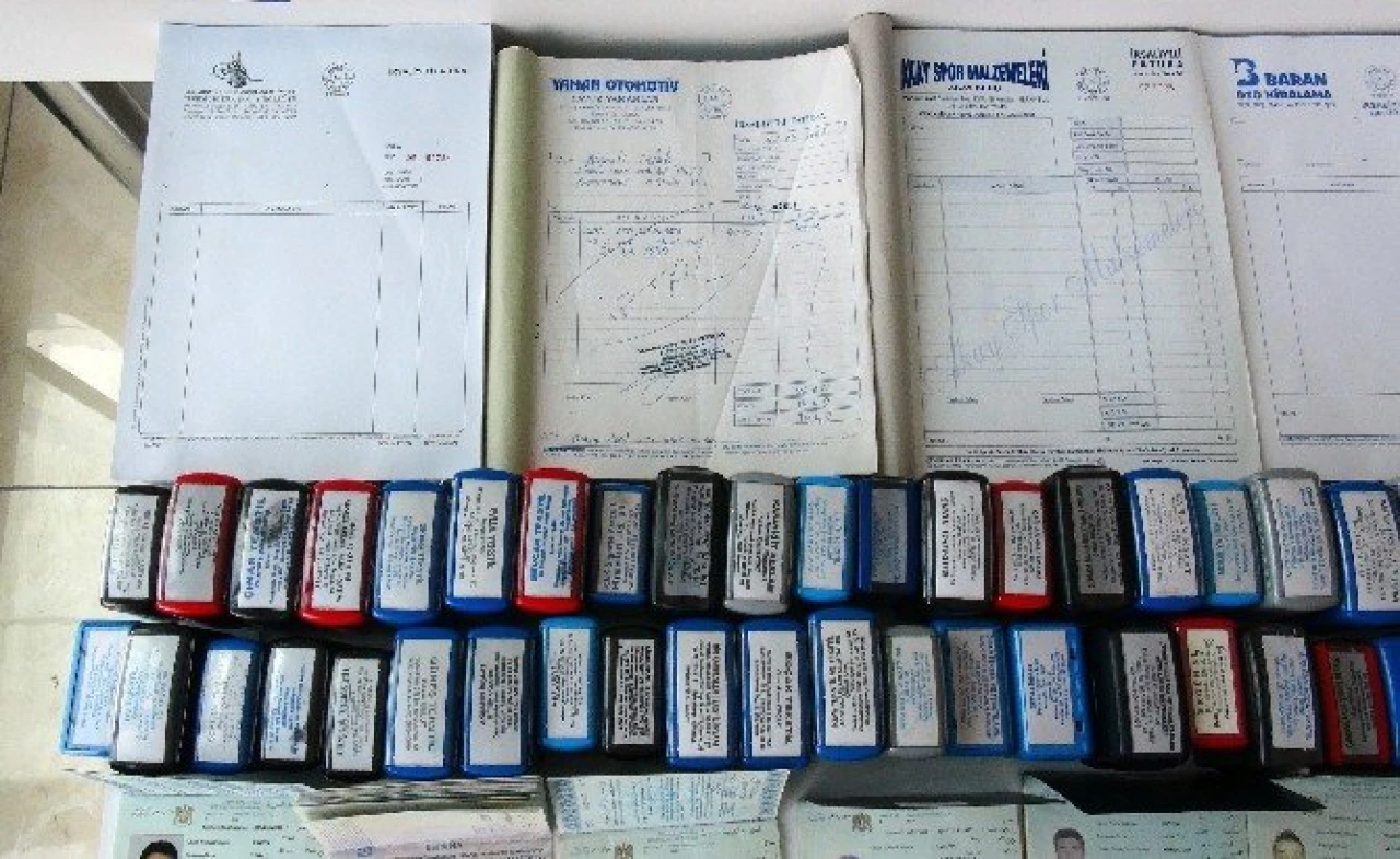 İstanbul'da sahte fatura soruşturması: 25 gözaltı!