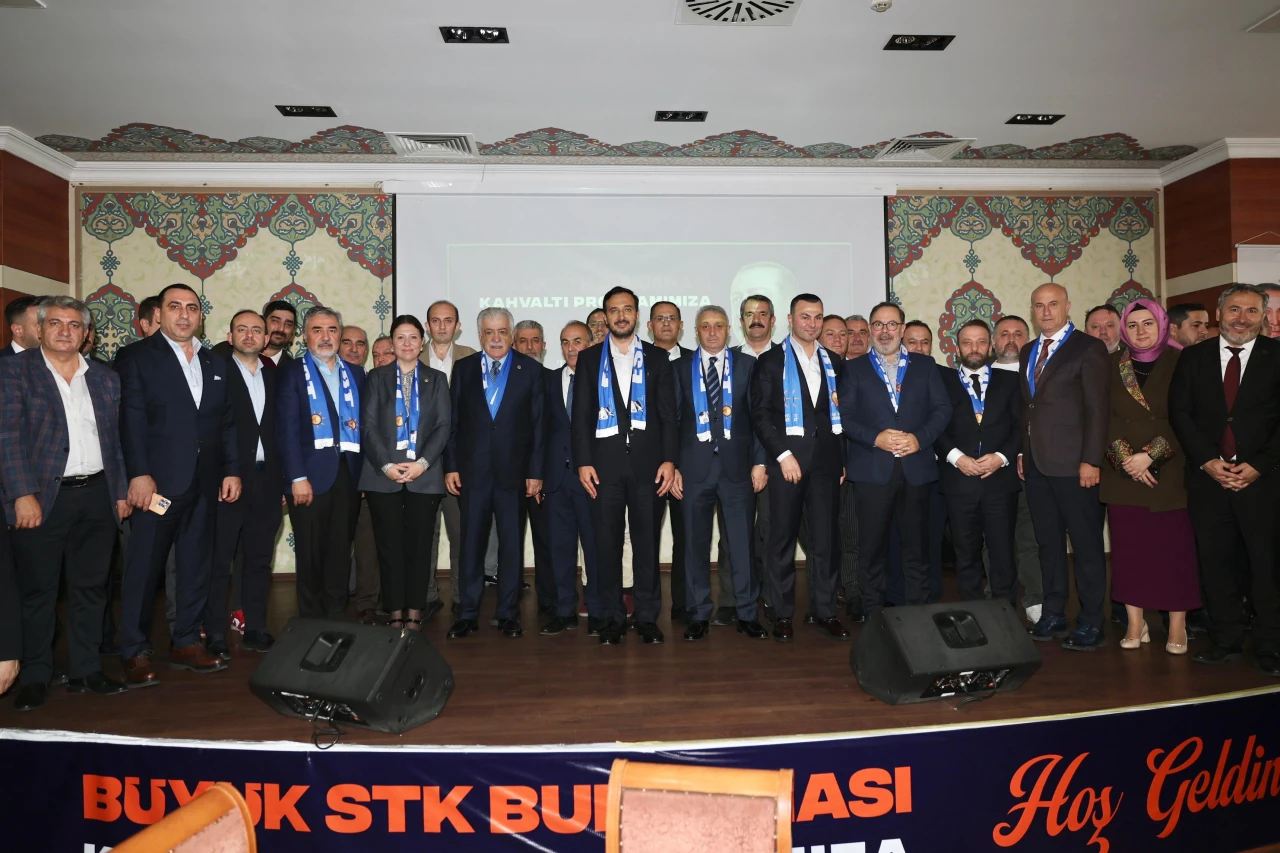 AK Parti İstanbul İl Başkanı Abdullah Özdemir: Esenyurt’ta ben yok, biz varız!