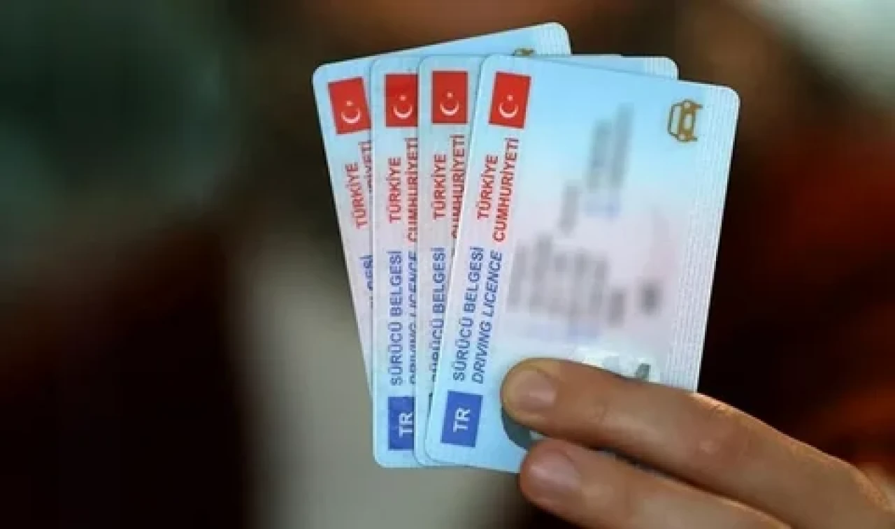 Bu hız sınırını aşanın 90 gün ehliyeti gidecek!