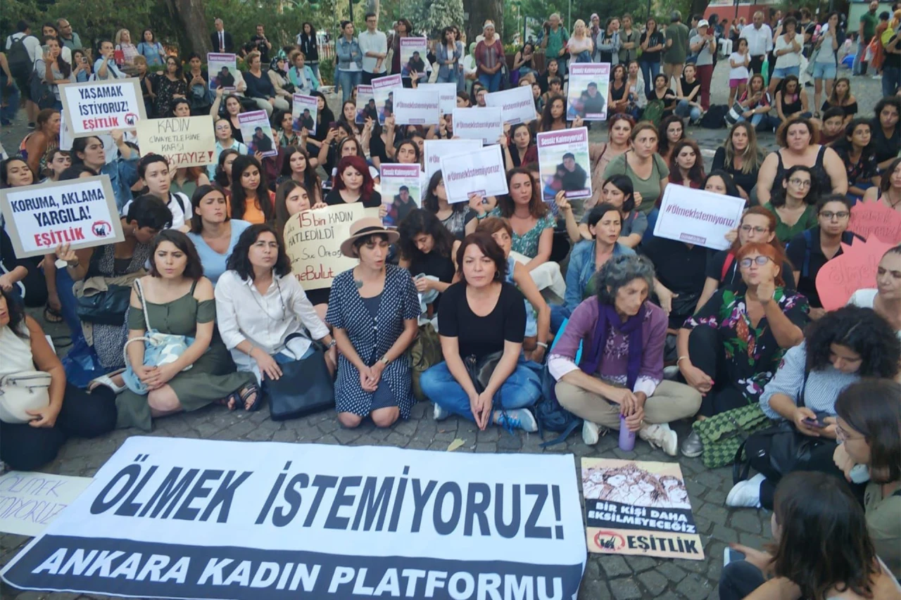 9 ayda 290 kadın öldürüldü!
