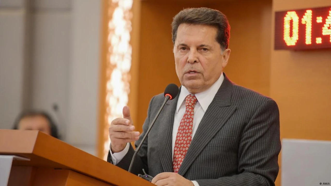 Ahmet Özer'e tahliye kararı