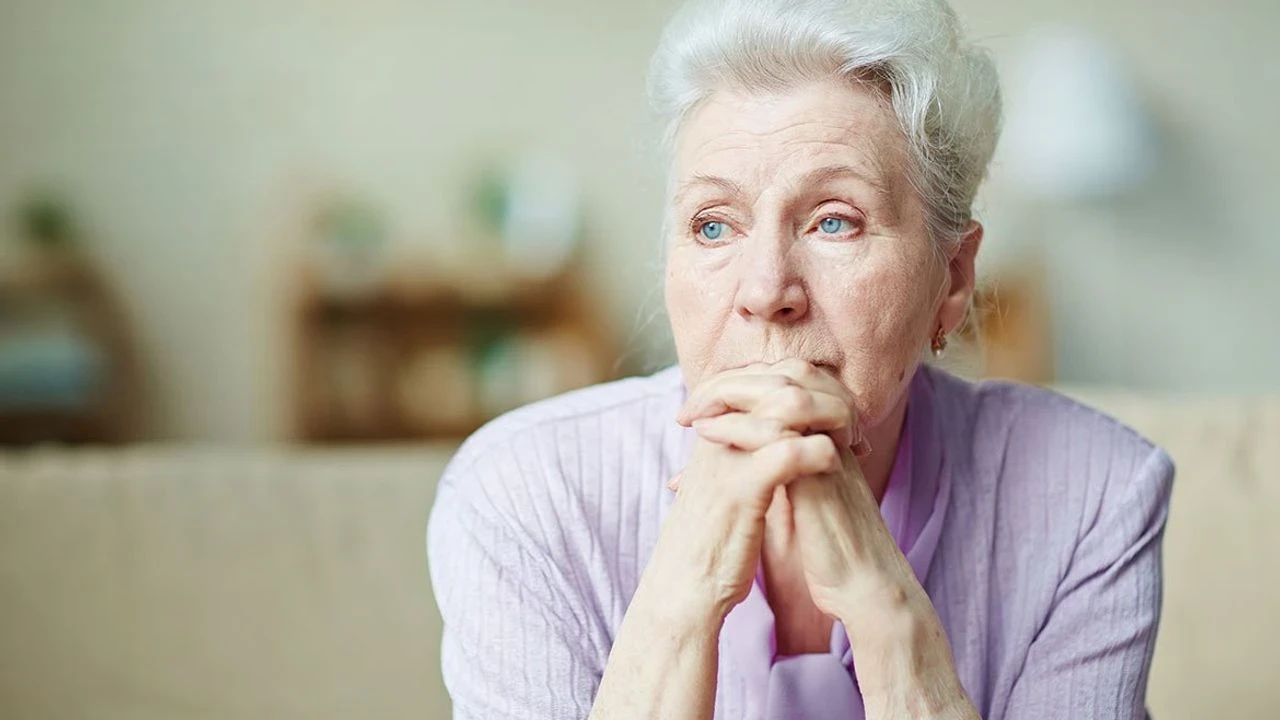 Demans 5 belirtiyle geliyor