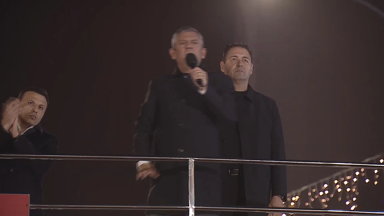 Özgür Özel hakkında 'Cumhurbaşkanına hakaret' suçundan soruşturma başlatıldı