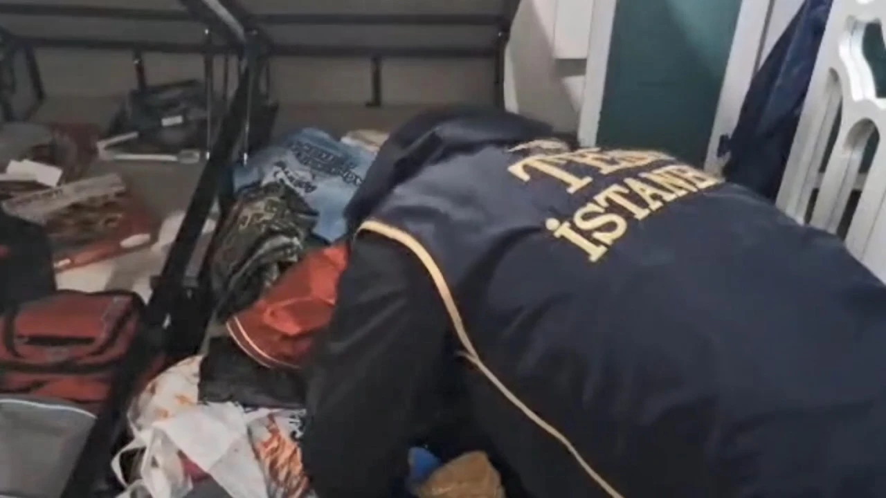 İstanbul'da DEAŞ Operasyonu : 12 gözaltı!