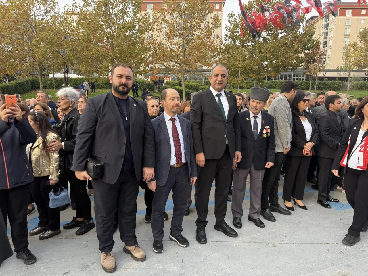 BTP Beylikdüzü İlçe Başkanı Aslantaş: “Atatürk’e ‘dinsiz’ diyene cevabımız nettir: Hadi oradan