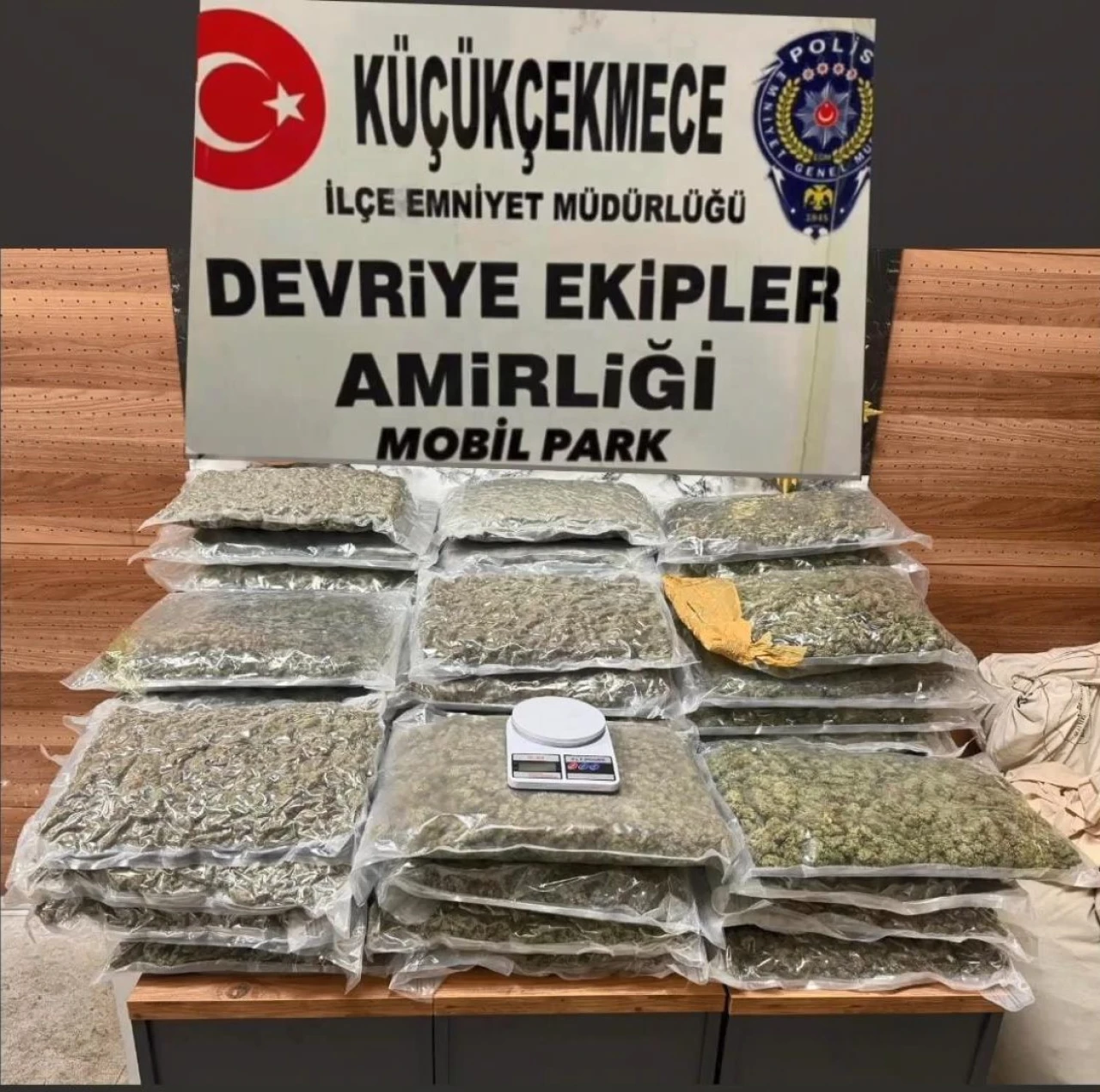 Uyuşturucu tacirlerine bir darbe daha!