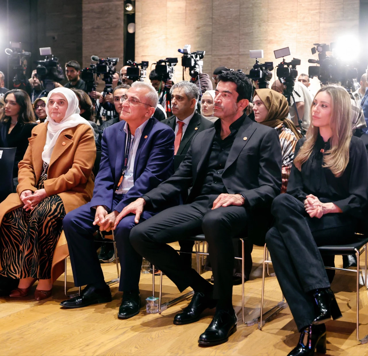 KADEM'den  'Şiddete Karşı Hep Birlikte' Kampanyası