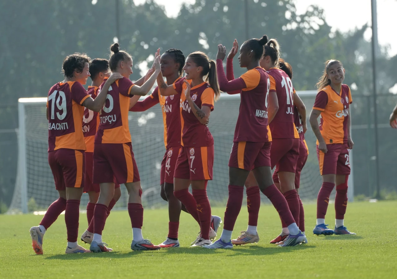 Kadın futbol derbisinde zafer Galatasaray'ın