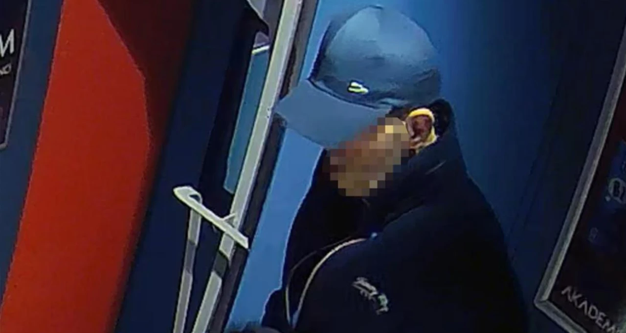 Rahat rahat soyup kaçtı!