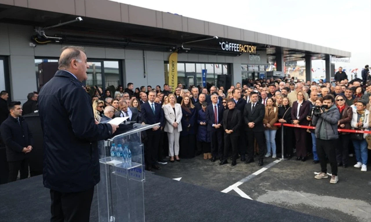 Büyükçekmece Cep Otogarı hizmete  açıldı