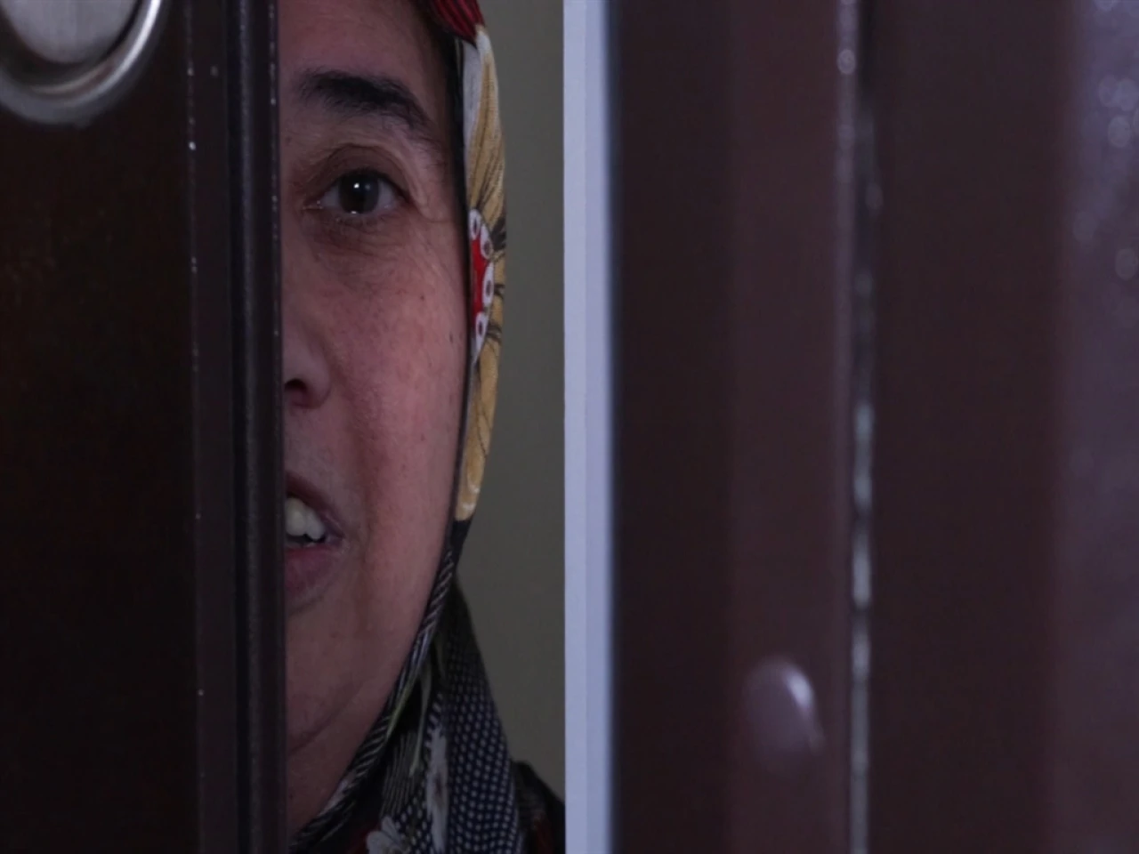 Büyükçekmece Adliyesi'nde yaşanan hırsızlık sonrası firari şüphelinin annesi konuştu: Oğlumun başını yaktılar!