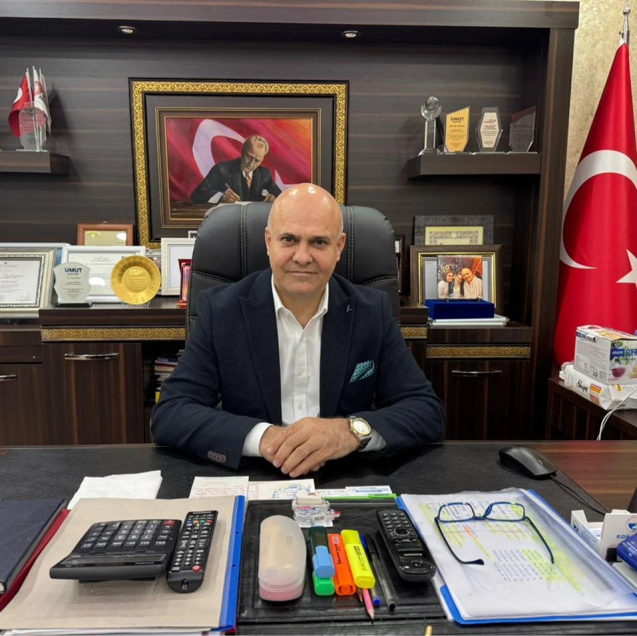 Veysel Karatay, Esenyurt kayyımı Can Aksoy'a övgü dolu cümleler sıraladı; "Bu adama helal olsun..."