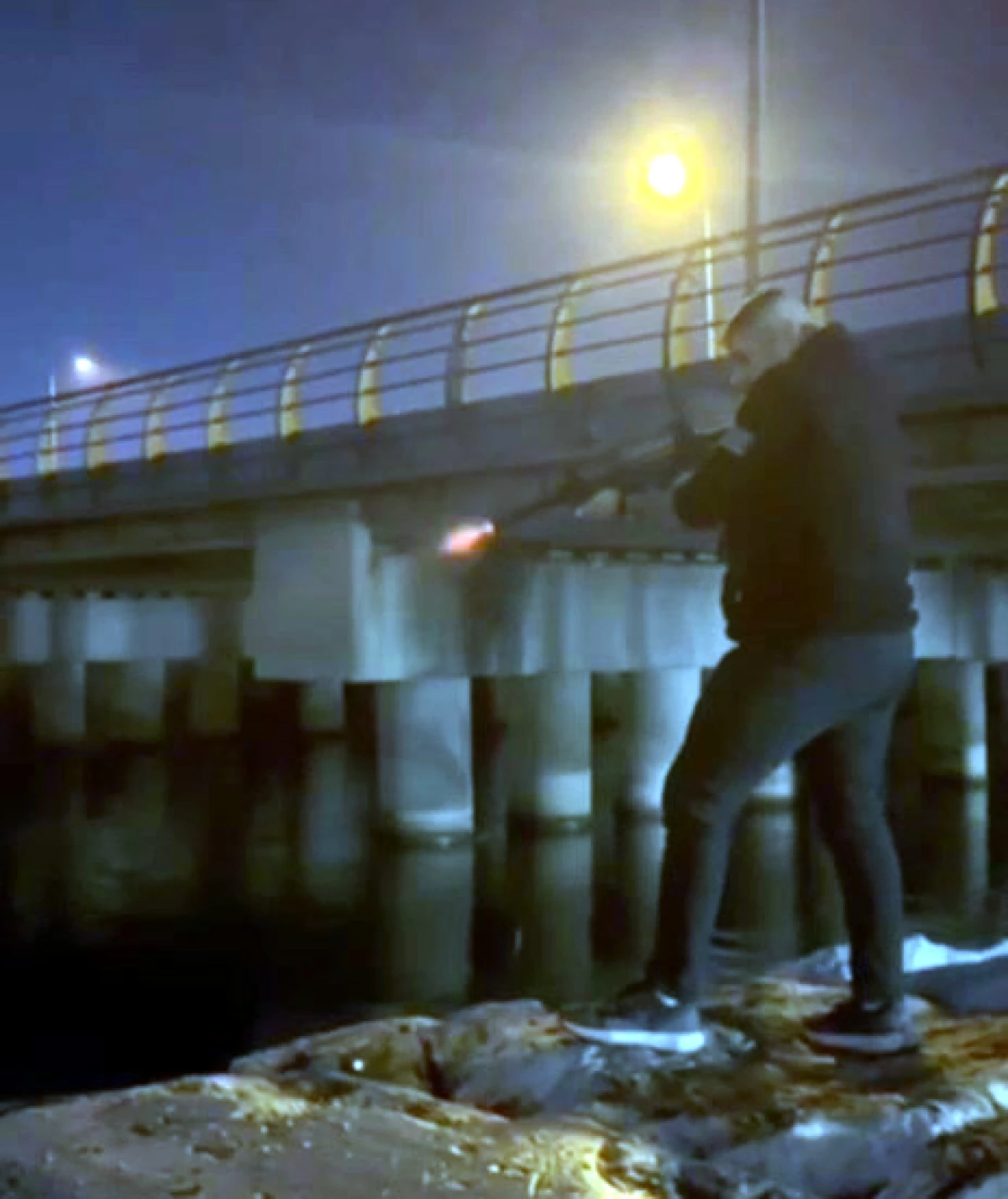 Büyükçekmece Gölü'ne uzun namlulu silahla ateş eden şahıs gözaltında!