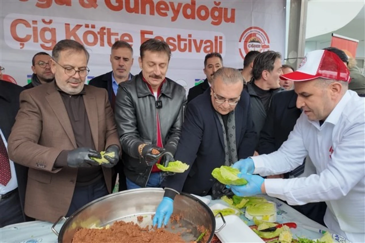 Bahçelievler çiğ köfteye doydu!
