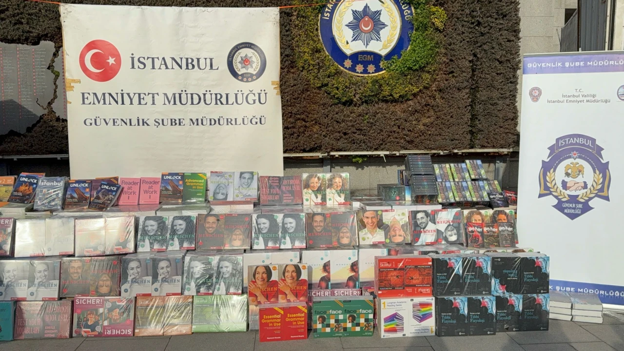 İstanbul'da korsan kitap operasyonu: 94 bin 587 kitap ele geçirildi