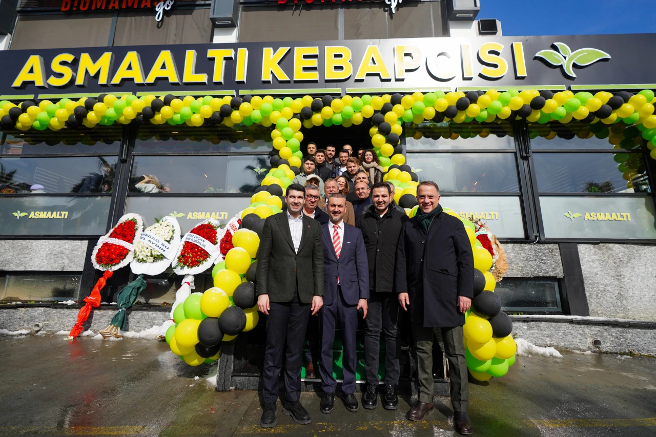 Beylikdüzü'nün yeni lezzet durağı Asmaaltı Kebapçısı'ndan görkemli bir açılış