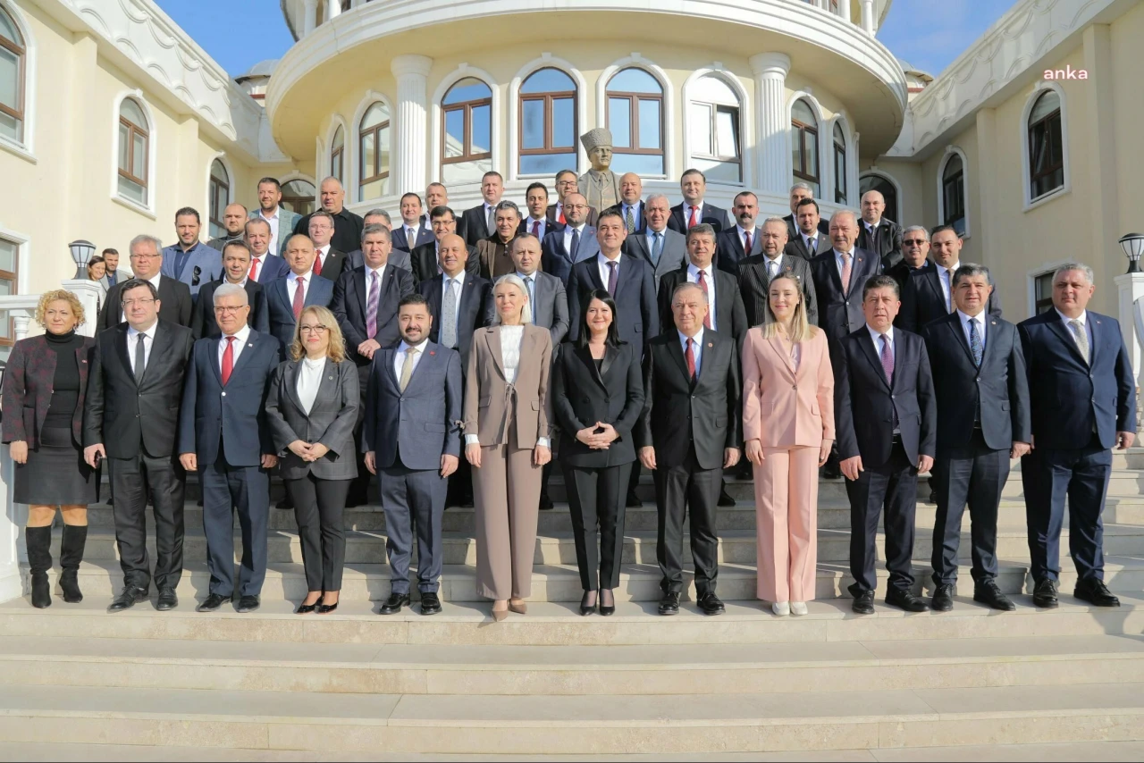 İmamoğlu'na çağrı Yavaş'a teşekkür!