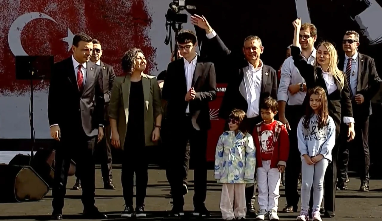 Ekrem İmamoğlu yapay zeka ile Maltepe'de