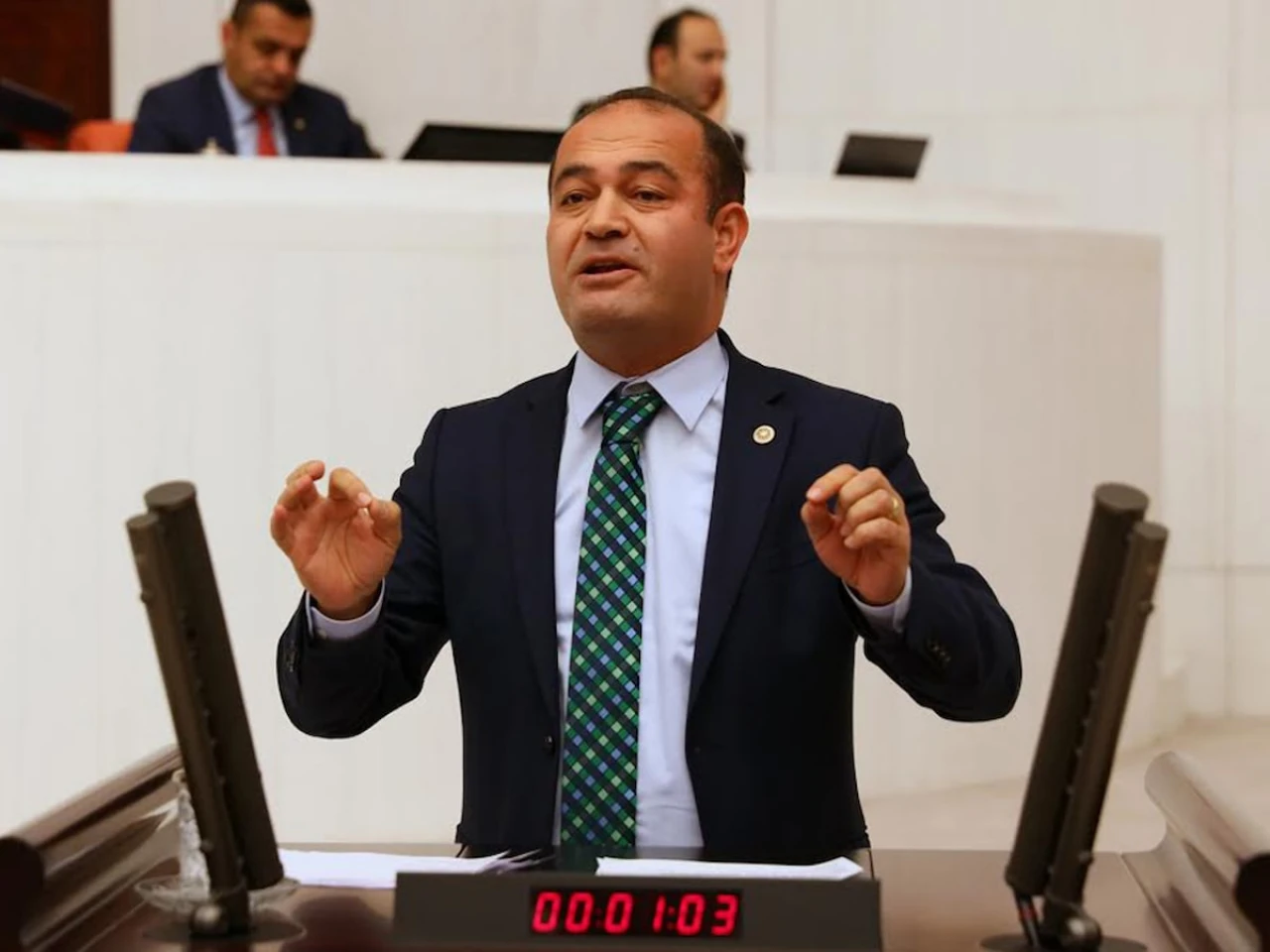CHP'li Karabat; İşçi ve Emekli Büyük Kayıpta: Maaşlar Milli Gelirin Çok Altında