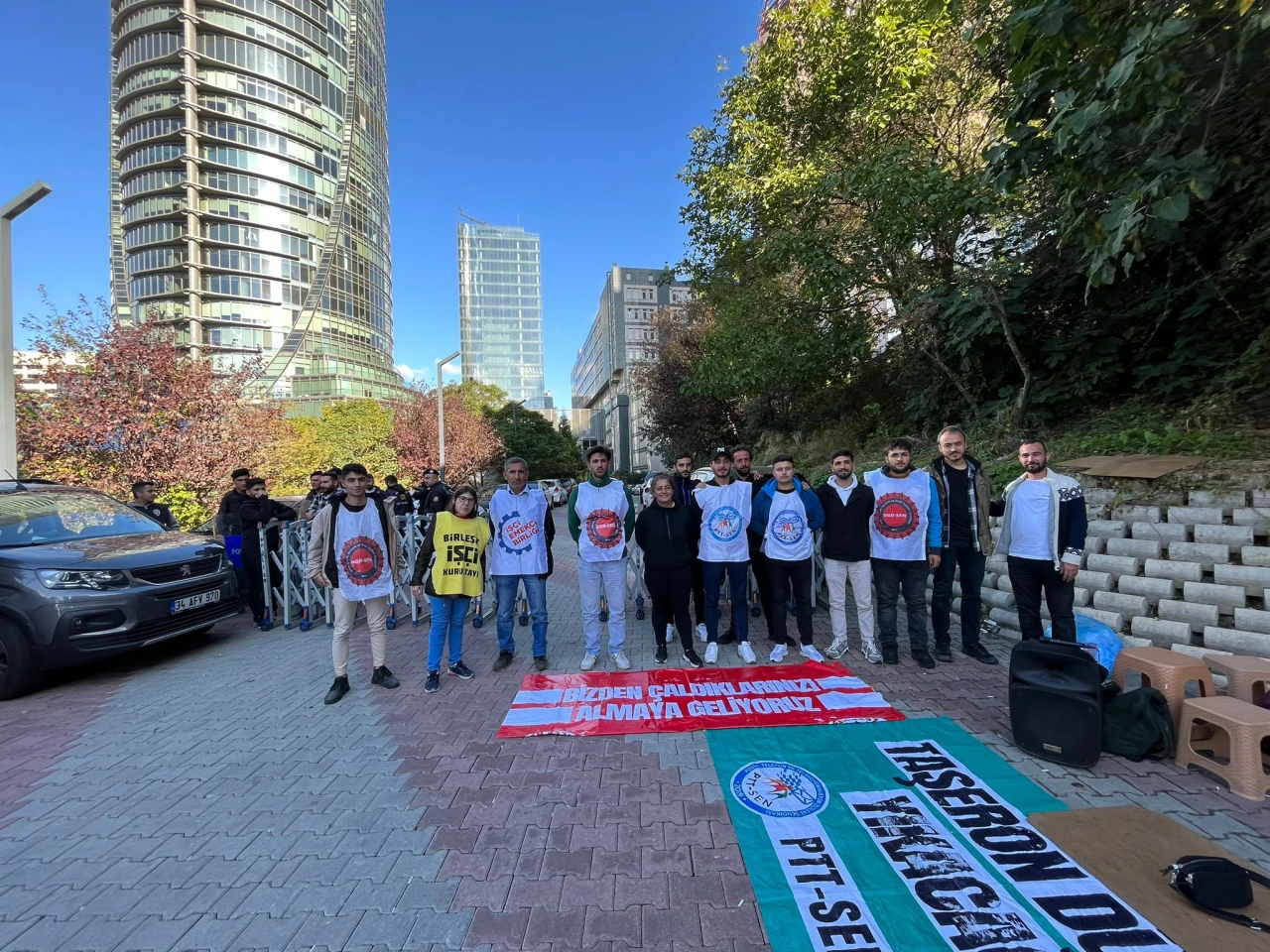 PTT emekçisi hak arayışında