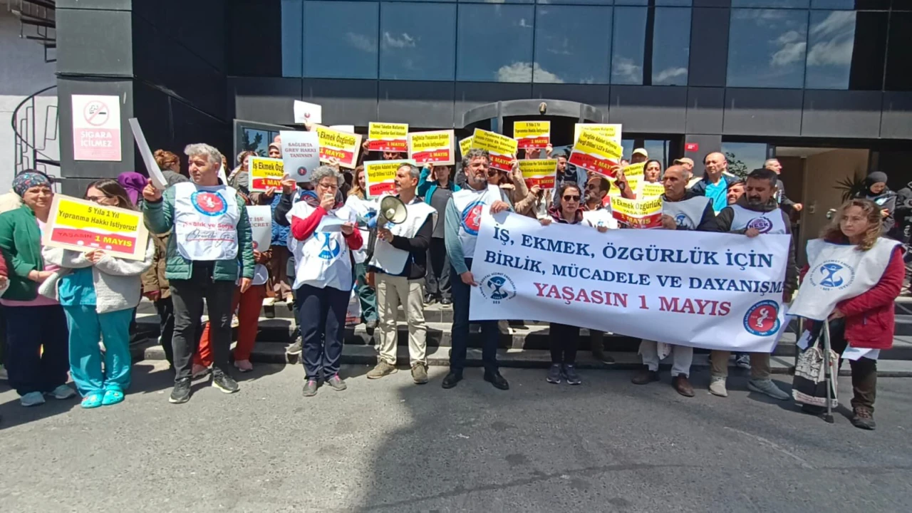 Sağlıkçılar 1 Mayıs'ı kutladı