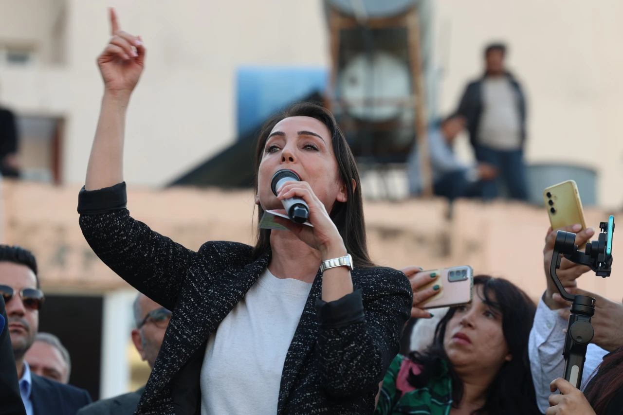 İktidar neden adım atmıyor?