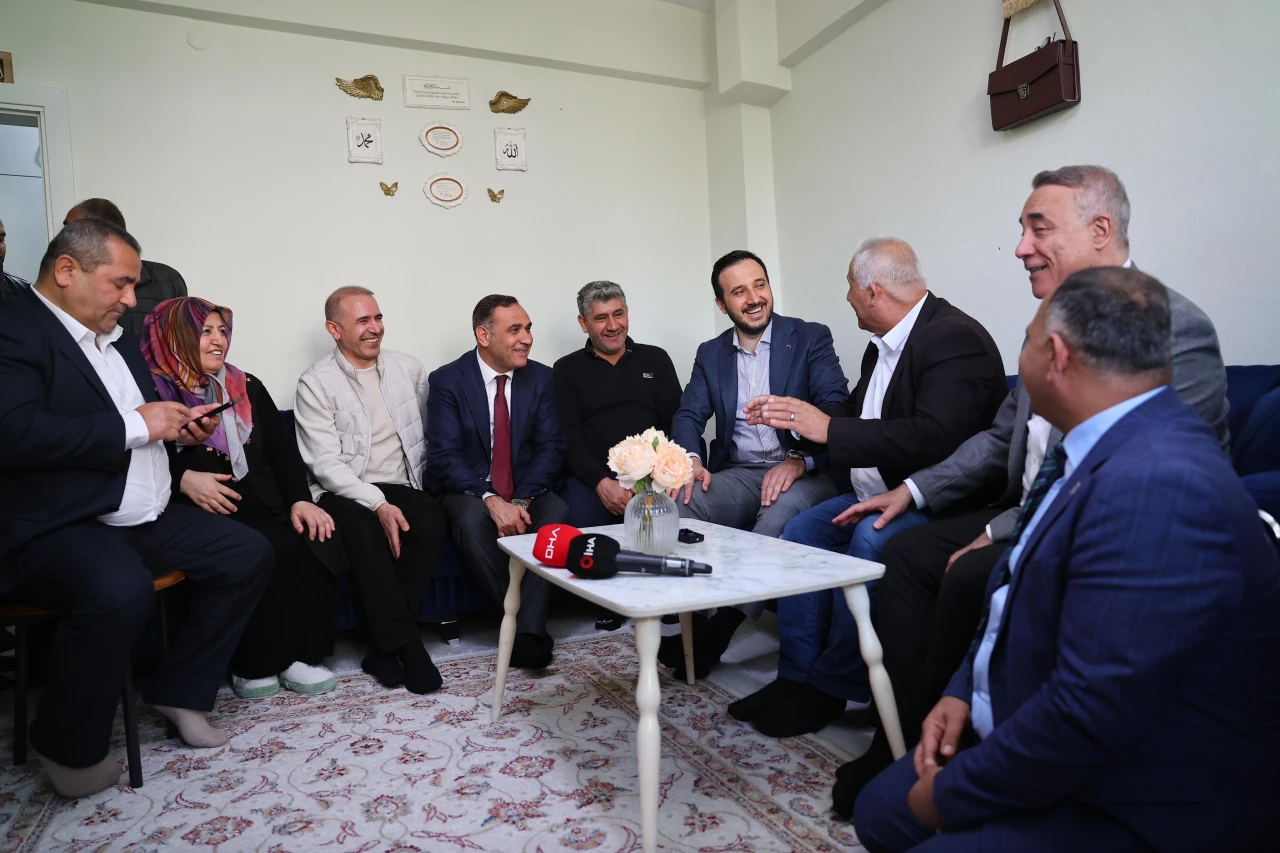 CHP'de vaat bizde hizmet!