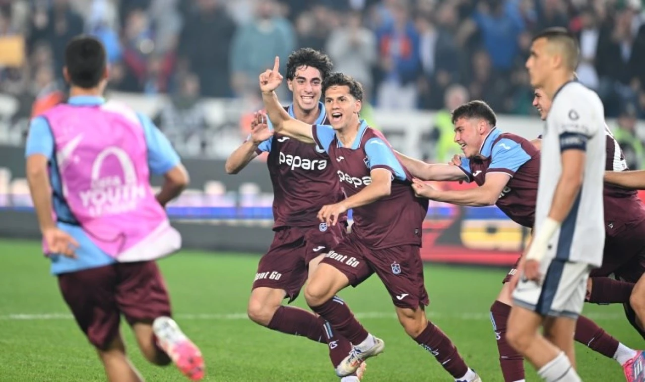 Trabzonspor UEFA Gençlik Ligi'nde yarı finalde!