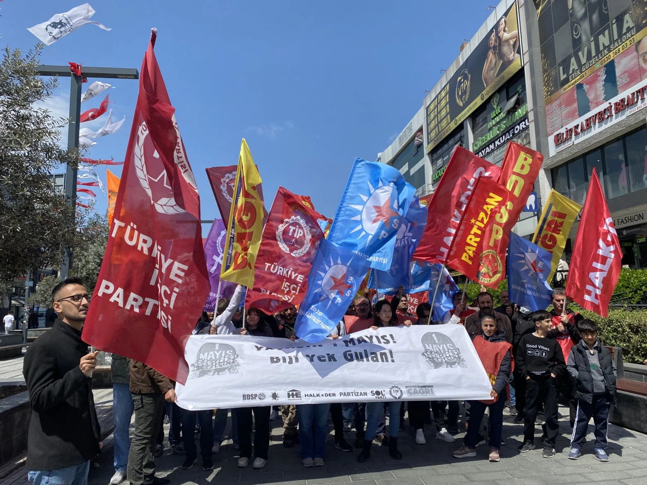 "Esenyurt'ta 1 Mayıs ateşini harlayacağız!"