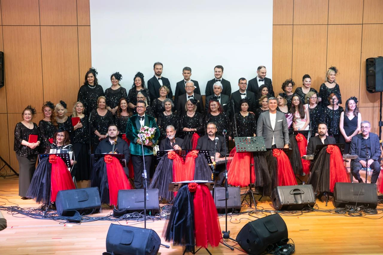 Bahçeşehir'de kulakların pası silindi, Türk Sanat Müziği ziyafeti yaşandı