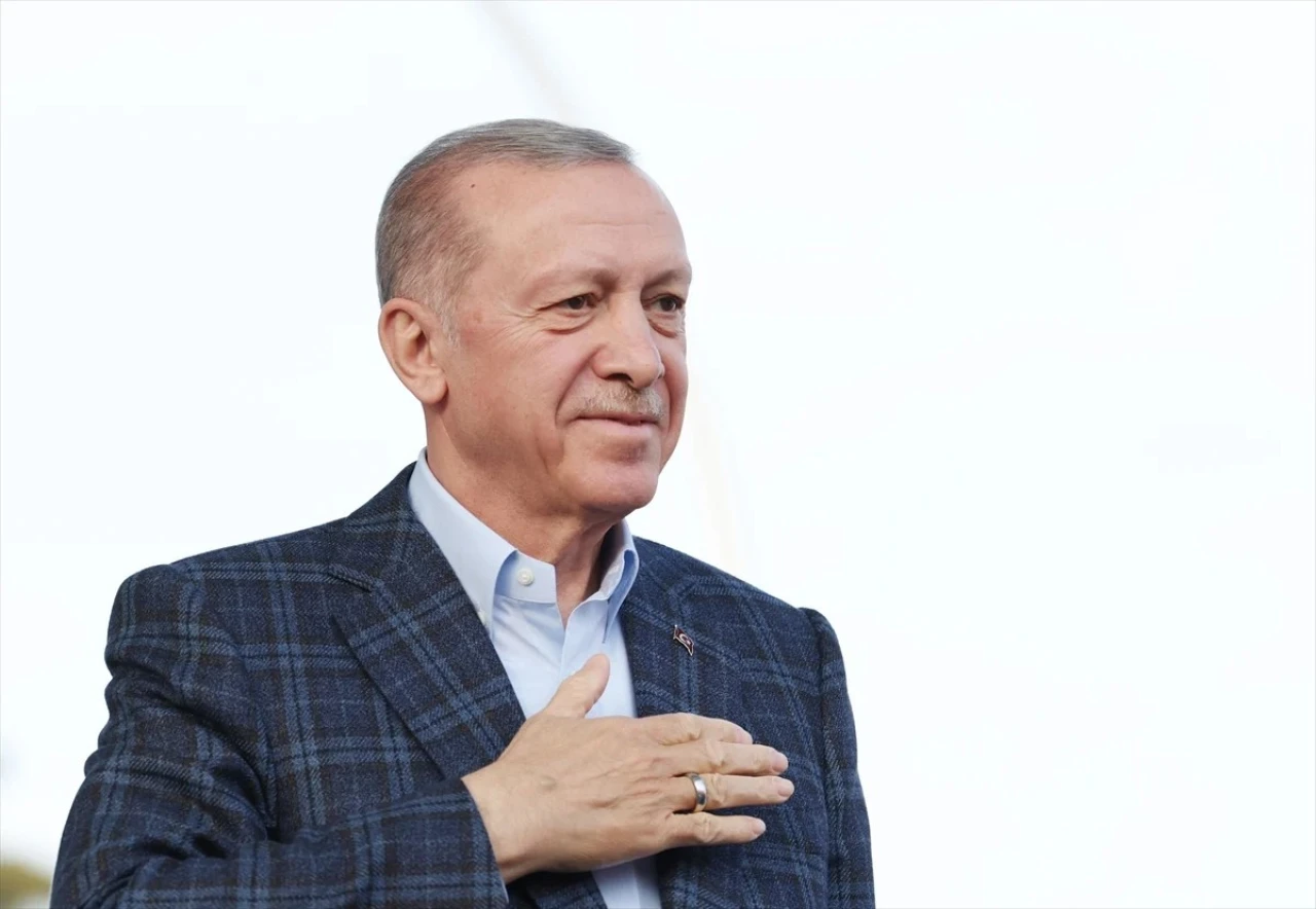 Milletvekilleriyle buluştu
