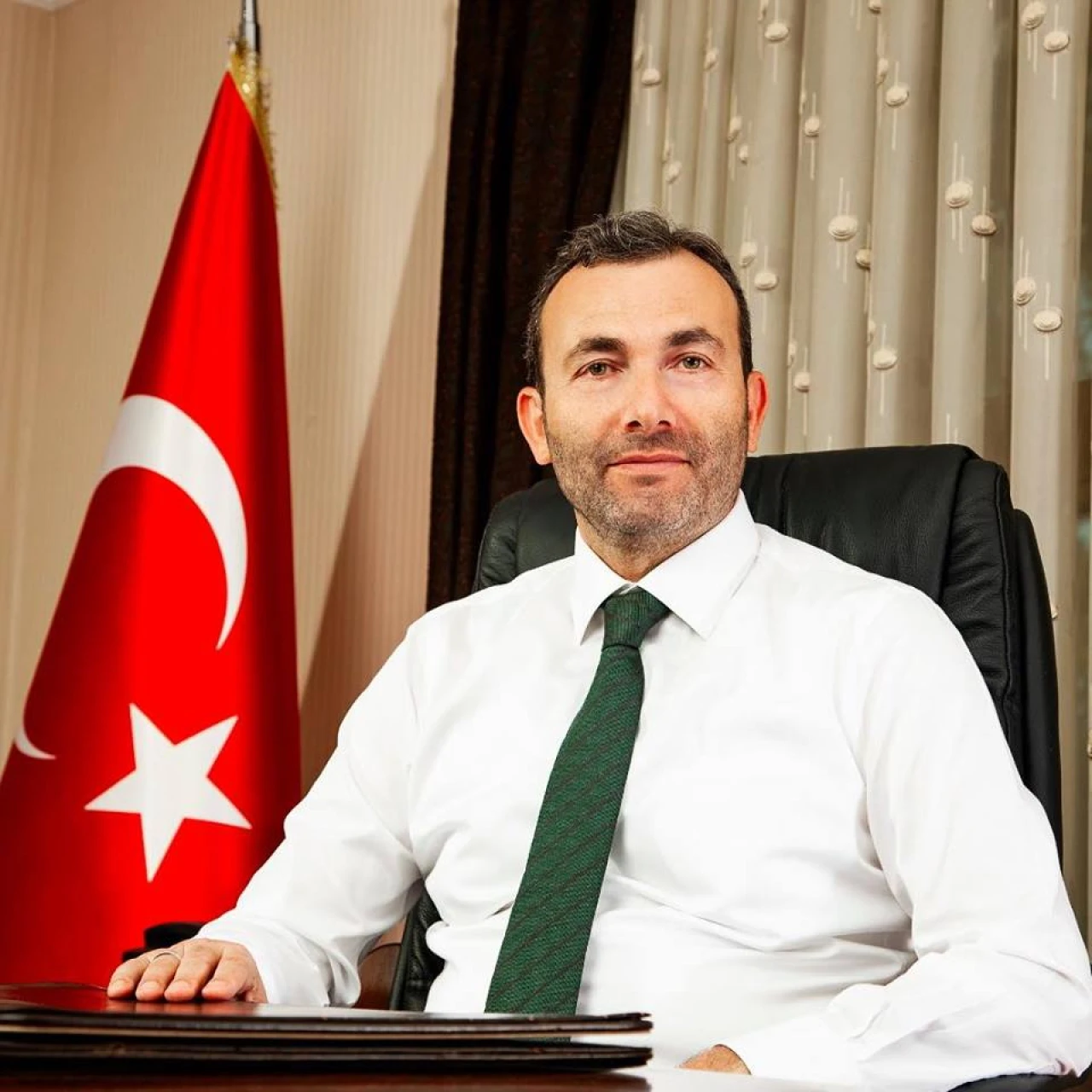 Pendik'te 5 danışmana 6 milyon maaş!