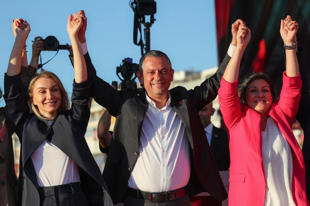 Yasaksız bir Türkiye vaat ediyoruz!