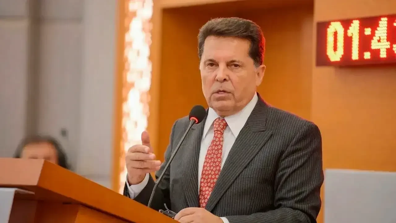 Mahkeme kayyumun iptali için AYM'ye başvurdu!