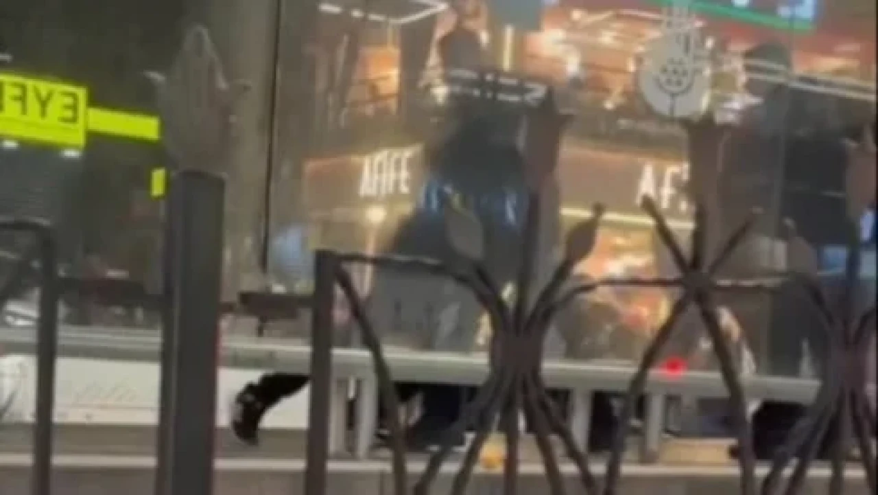 Sultangazi'de tramvay tacizcisine meydan dayağı!