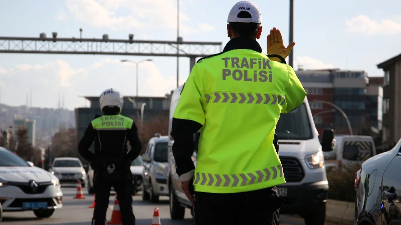İstanbullular yarına dikkat: Bazı yollar trafiğe kapatılacak