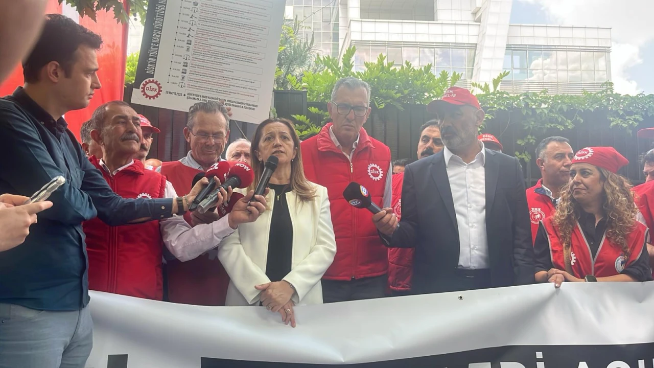 Ekmeğimizle oynamayın!