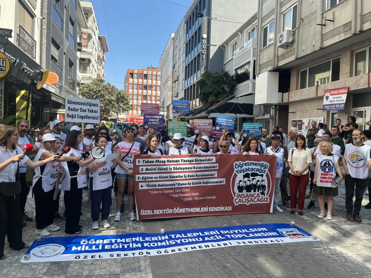 Öğretmenleri oyalamayın!