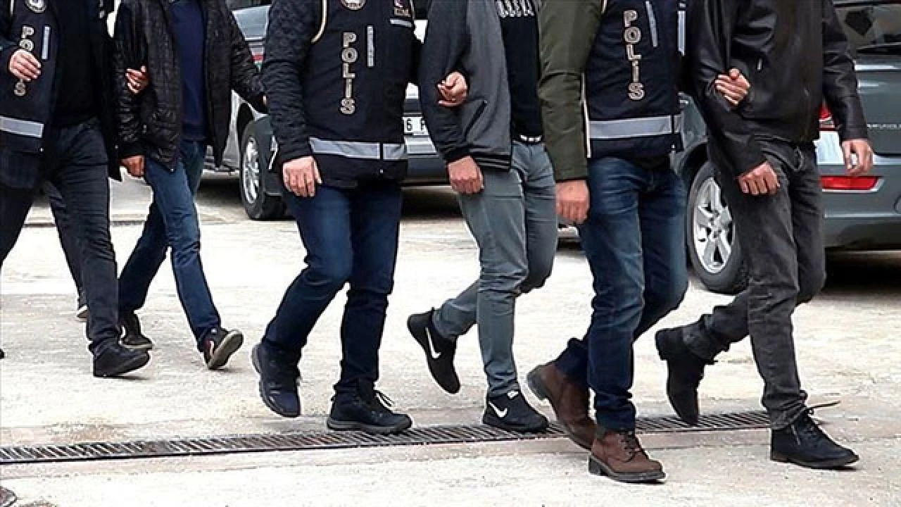 Maydanoz Döner şubelerinde FETÖ operasyonu