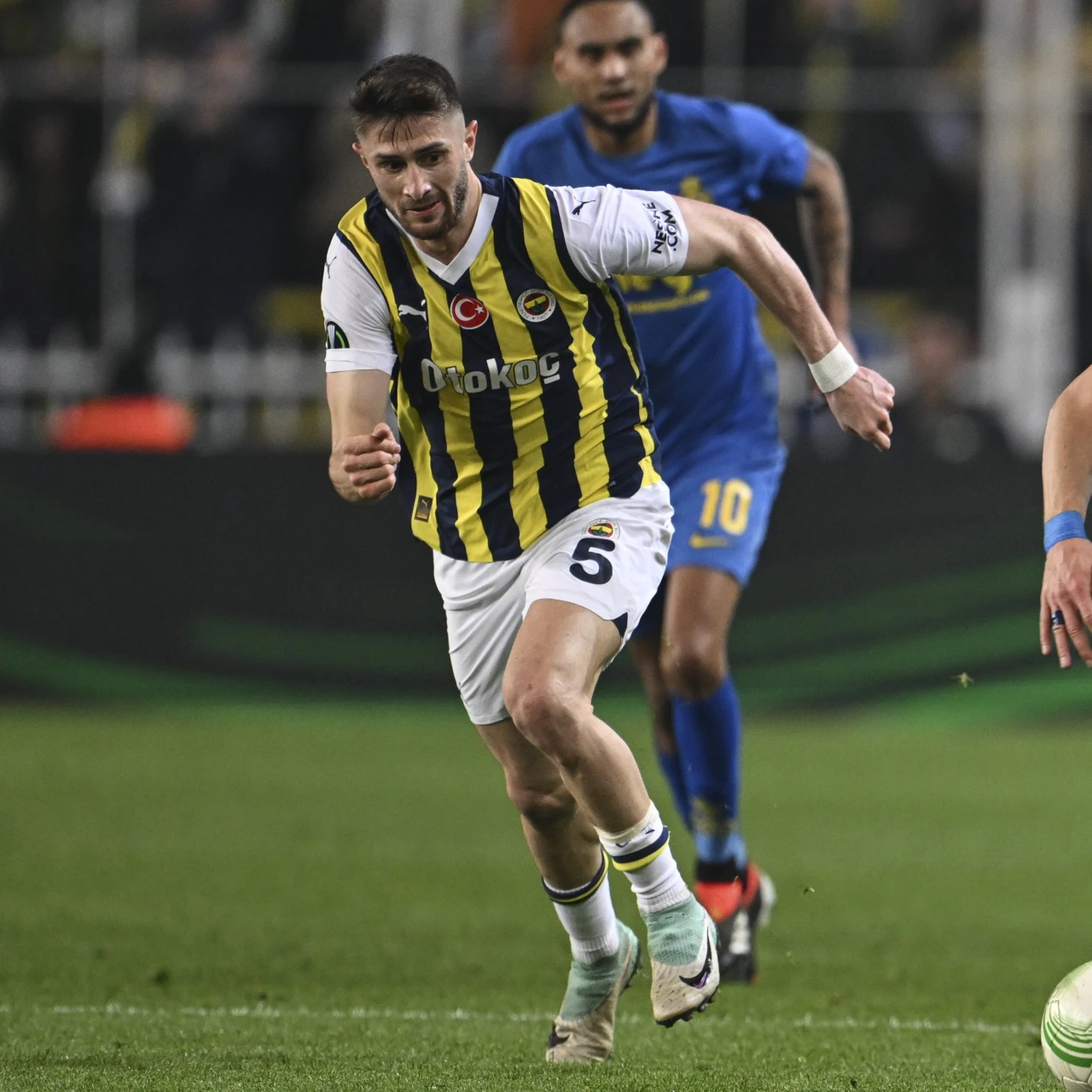 Fenerbahçe ile şampiyonluk istiyor