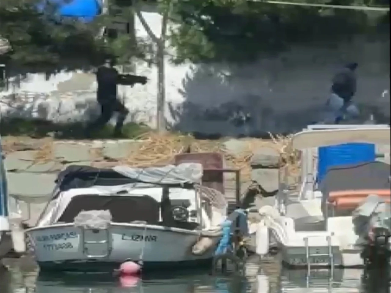Küçükçekmece'de balıkçı barınağındaki silahlı çatışma