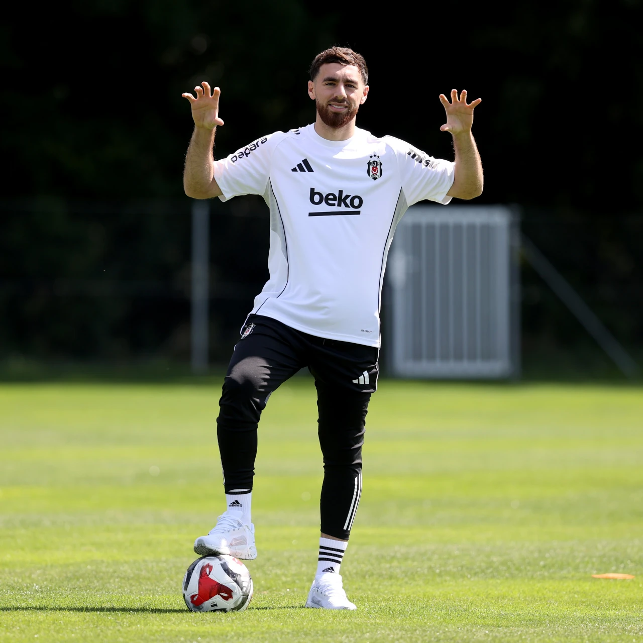Orkun Kökçü Beşiktaş için savaşacak