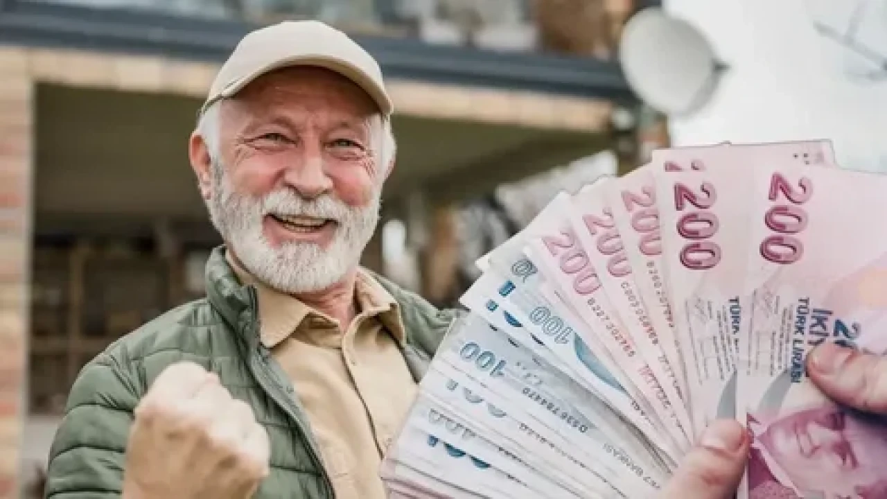 TBMM'den emekli aylığına zam ve TSK'ye düzenleme