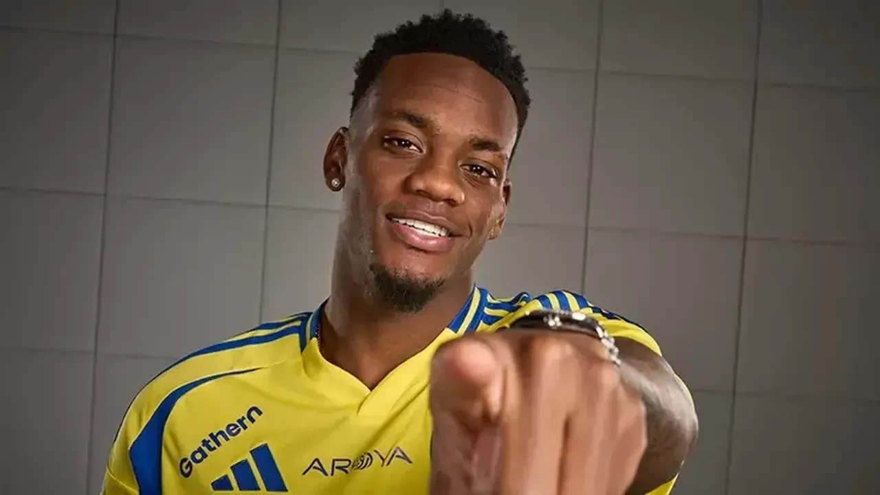 John Duran, taraftarlara karşılık vermek için heyecanlı!