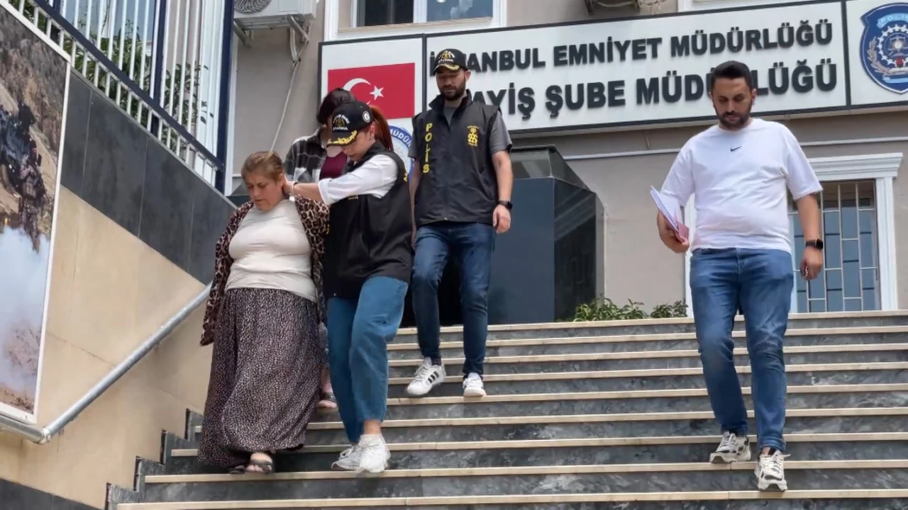 İstanbul'da güpegündüz hırsızlık yapan kadınlar yakalandı